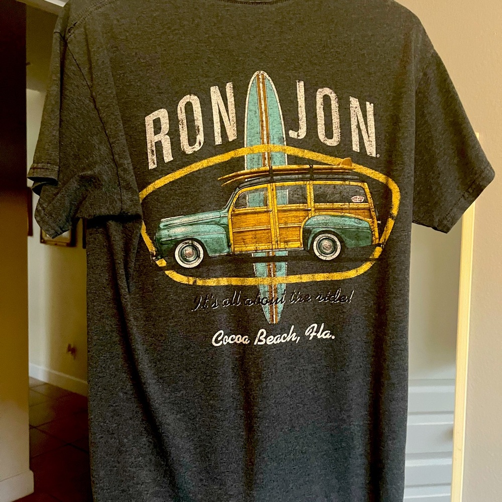 Ron Jon Surf Shop Tee Size Medium